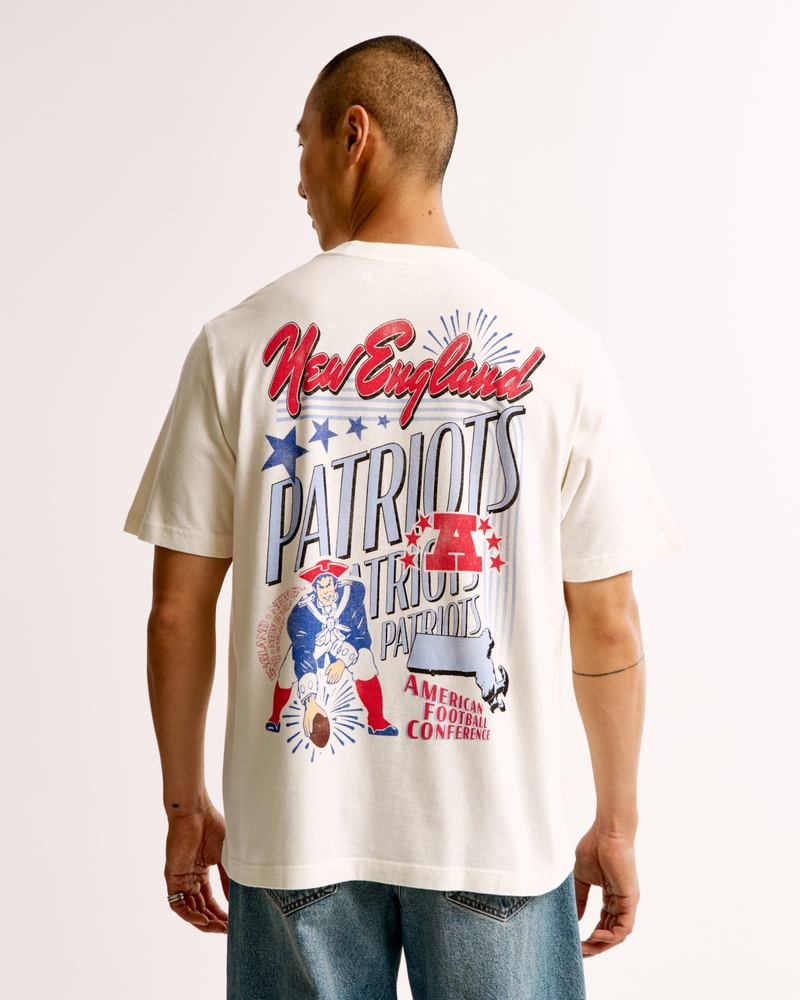 New England Patriots Vintage-Inspired Graphic Tee(cream - patriots,XS)