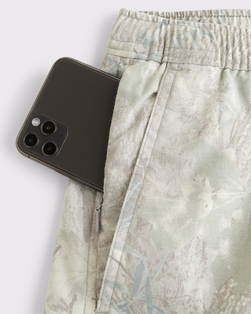 Cotton-Blend Pull-On Short(olive camo,XS)