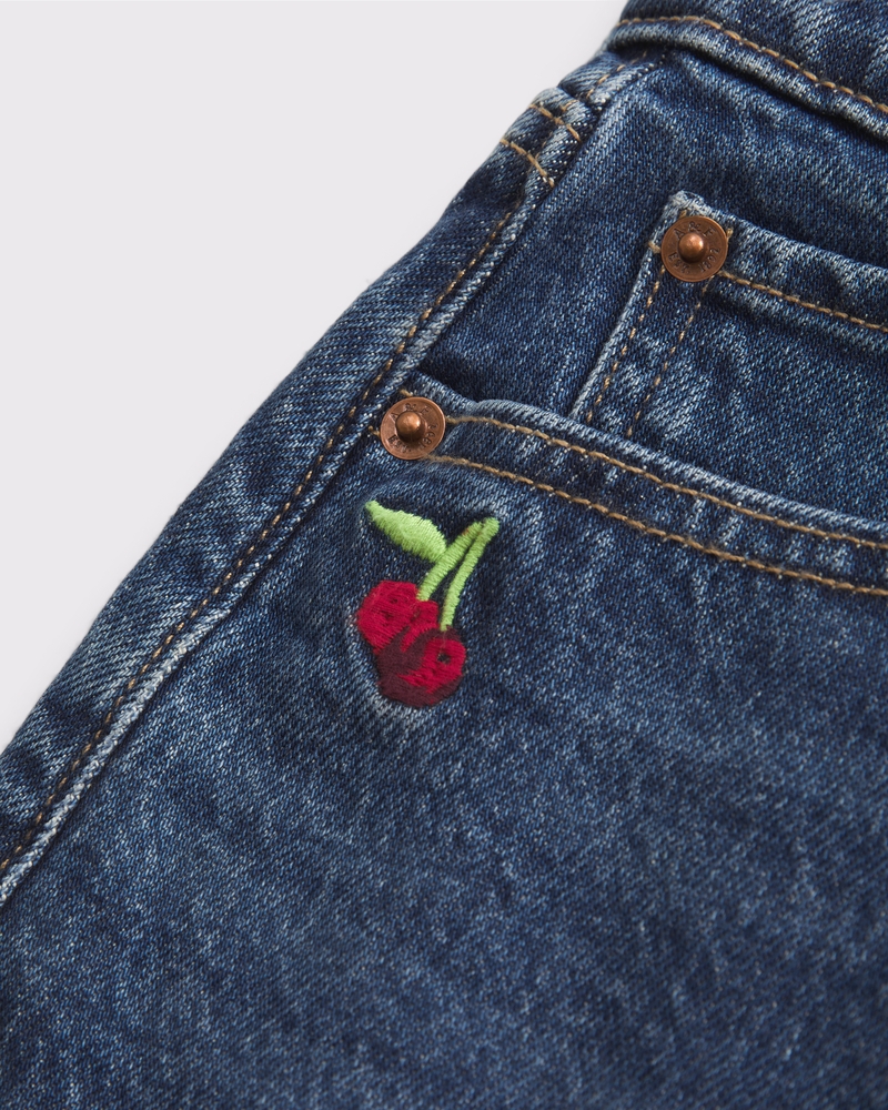 Curve Love Mid Rise Denim Mini Skirt(medium cherry embroidery,23)