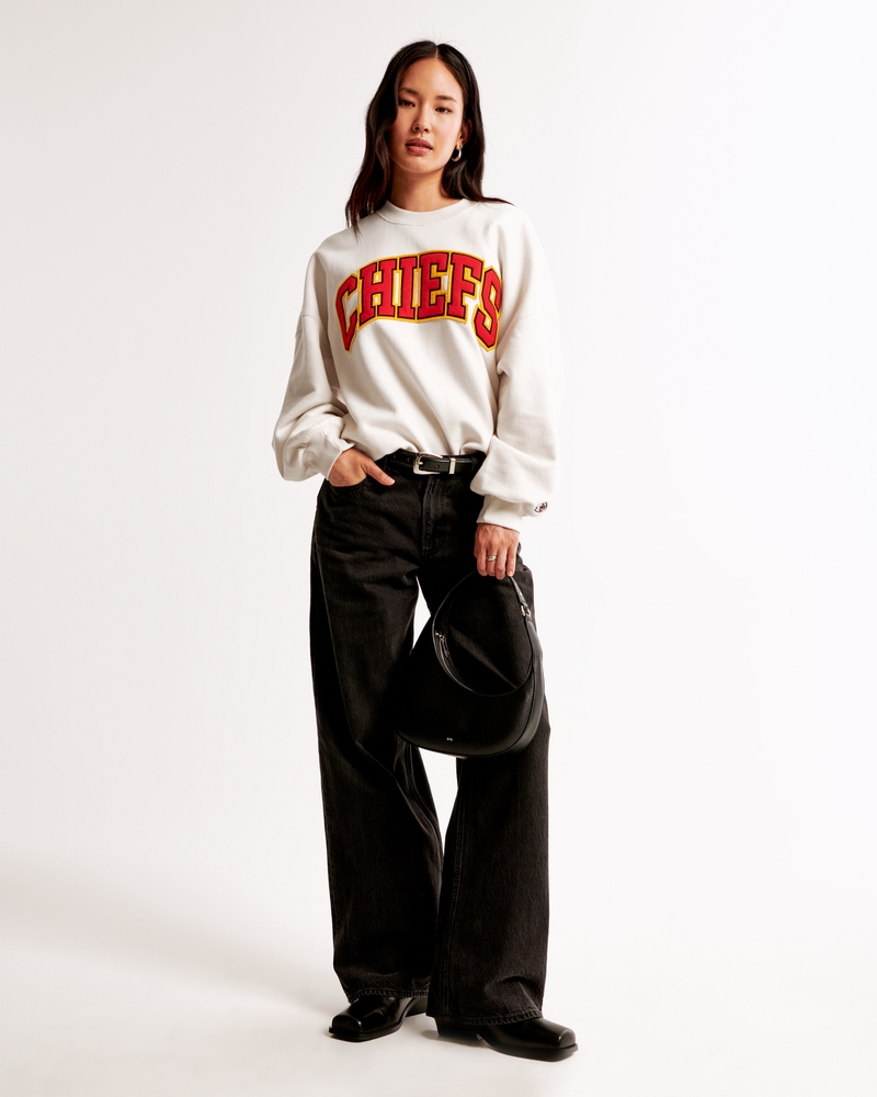 Kansas City Chiefs Graphic Oversized Sunday Crew(cream - chiefs,XXS)
