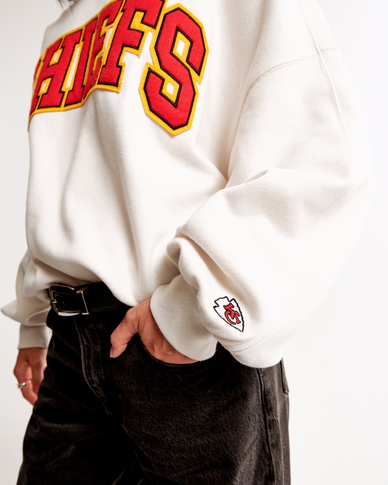 Kansas City Chiefs Graphic Oversized Sunday Crew(cream - chiefs,XXS)