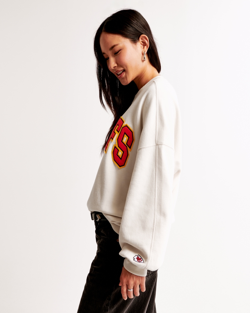 Kansas City Chiefs Graphic Oversized Sunday Crew(cream - chiefs,XXS)