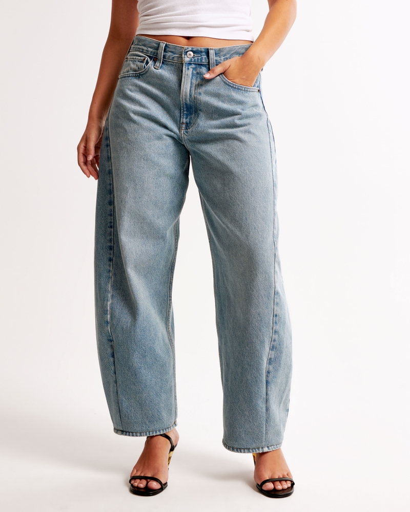 Curve Love Mid Rise Barrel Jean(light,24)