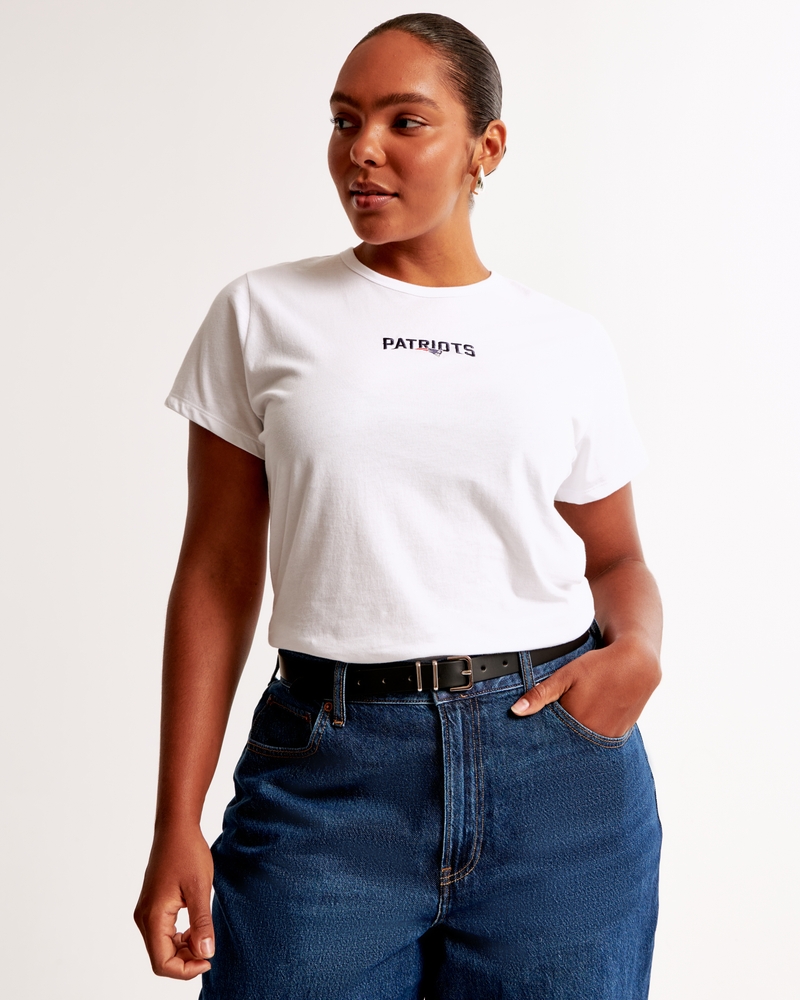 Short-Sleeve New England Patriots Graphic Skimming Tee(white - patriots,XXS)