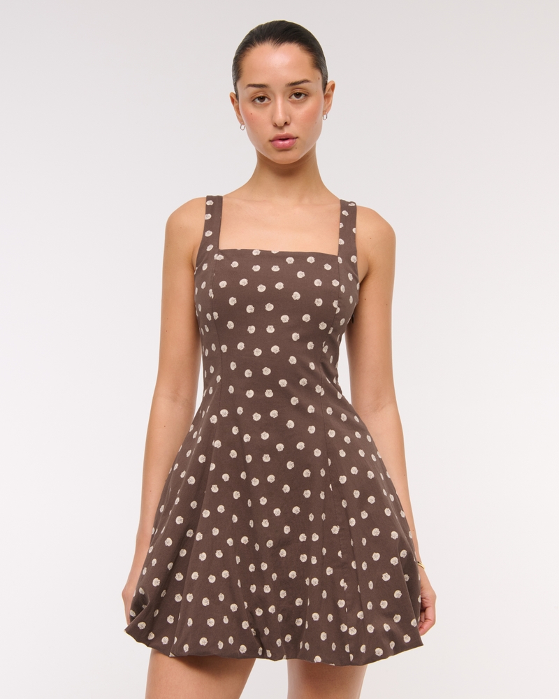 The A&F Mila Bubble Hem Mini Skort