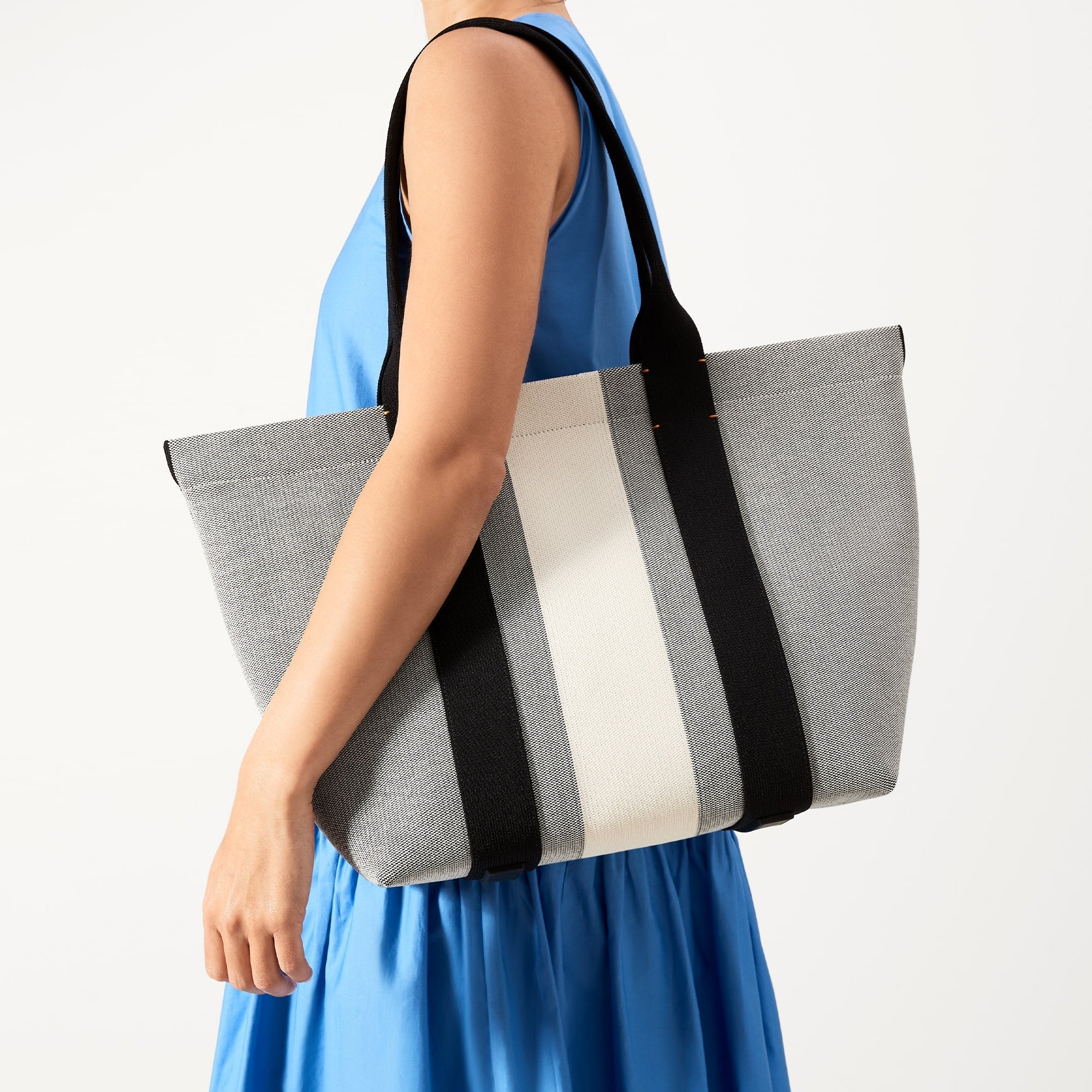 The Essential Tote - Grey Mist(Grey Mist)