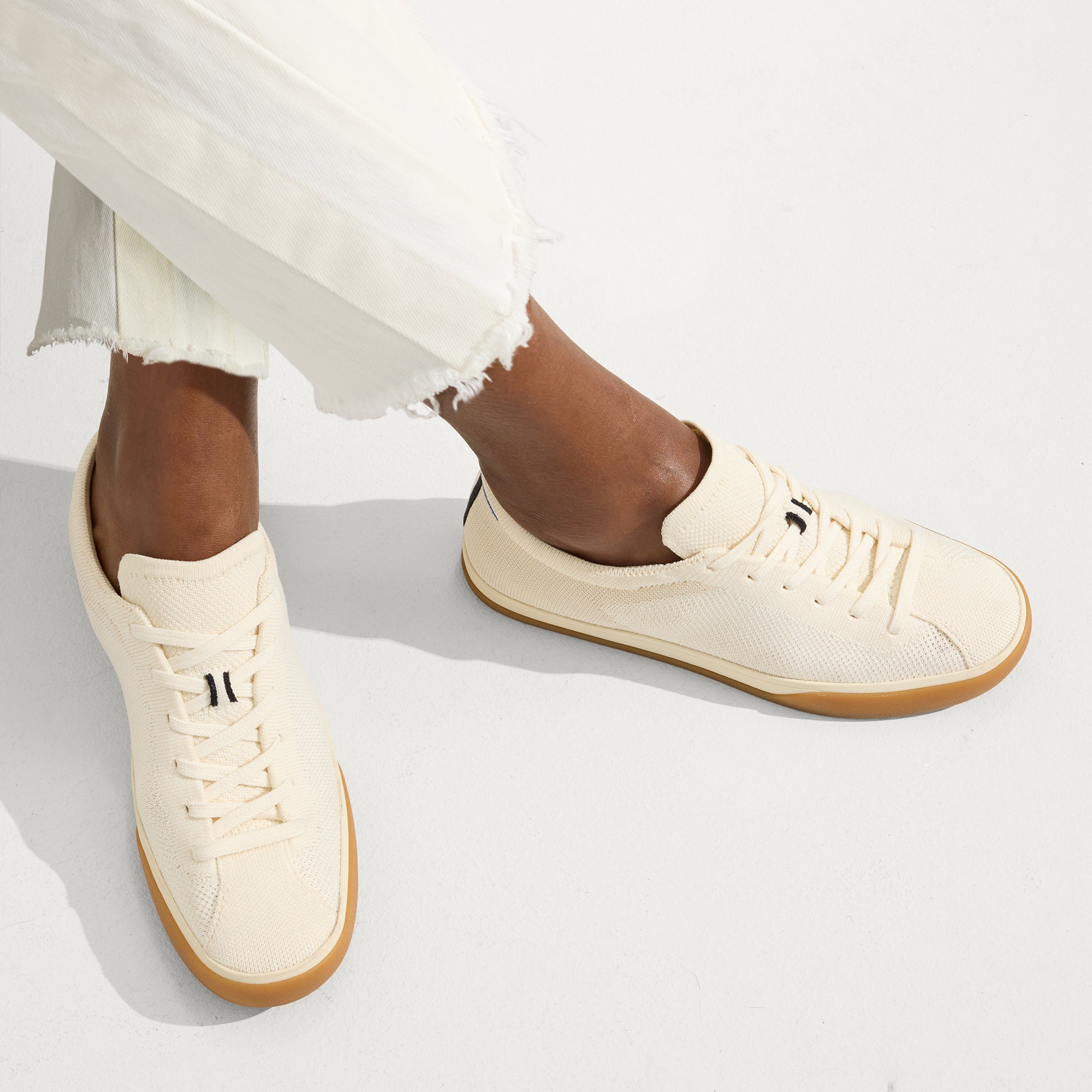 The Lace Up Sneaker - Blonde(Blonde,5)