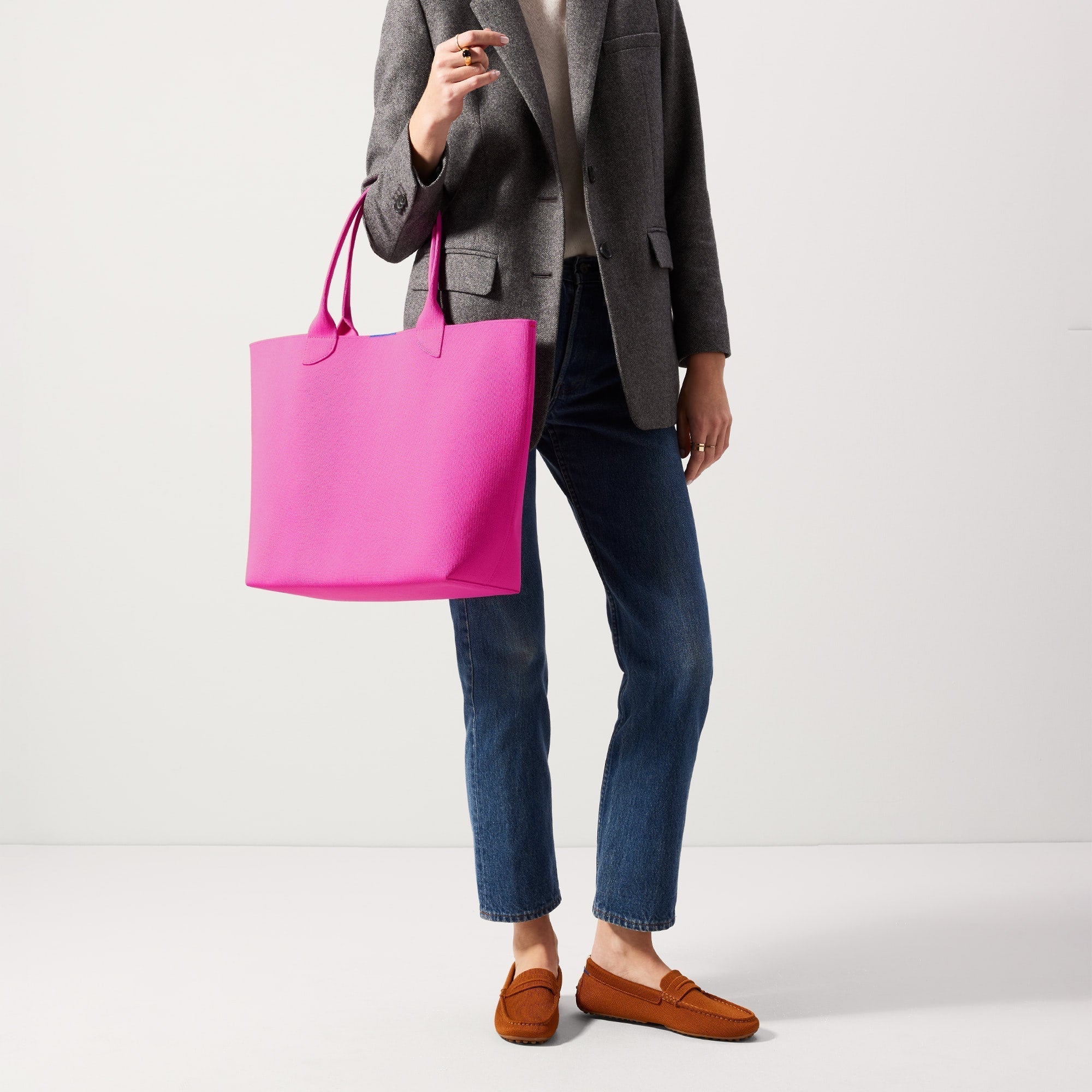 The Lightweight Tote - Dragon Fruit(Dragon Fruit)