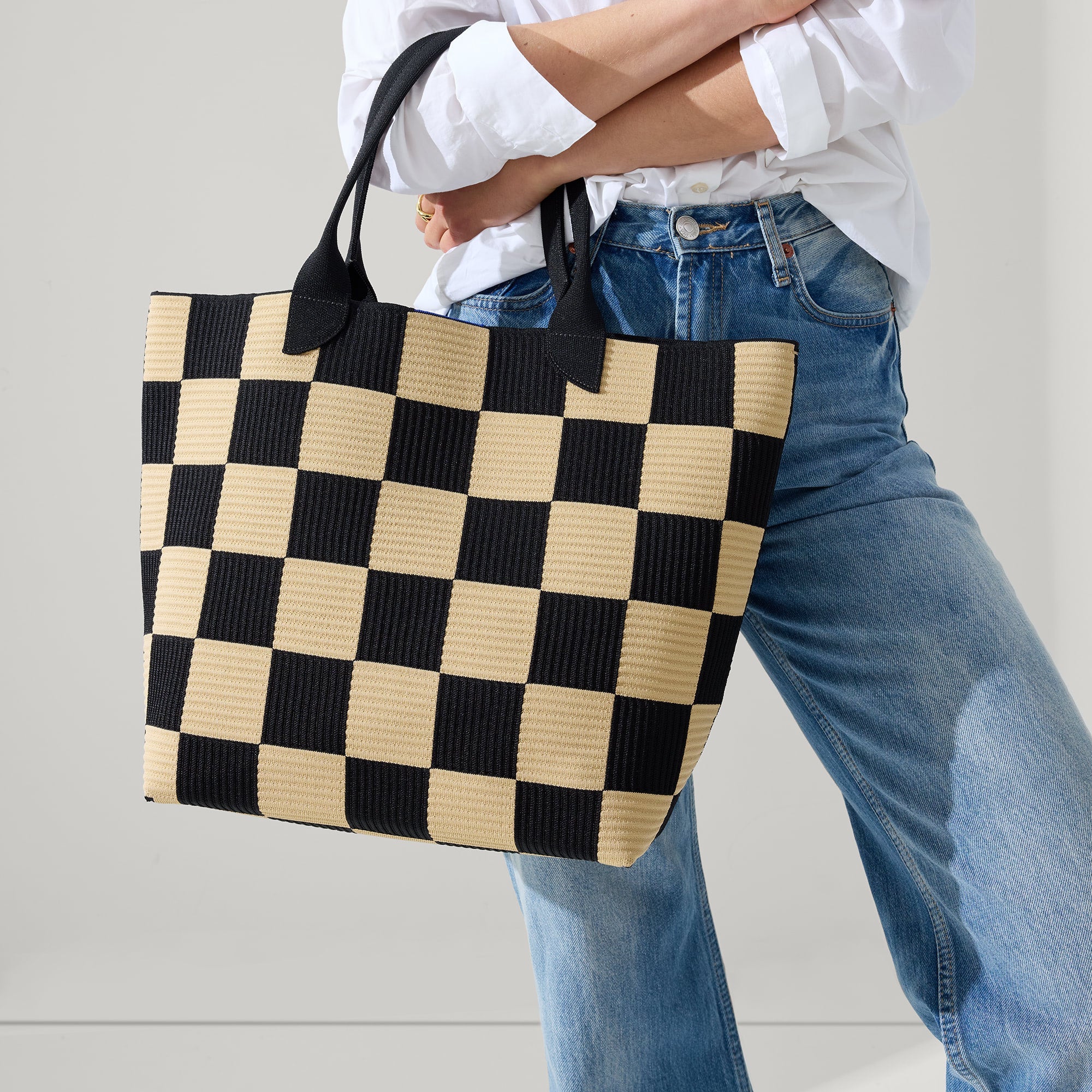 The Lightweight Tote - Checker Classic(Checker Classic)