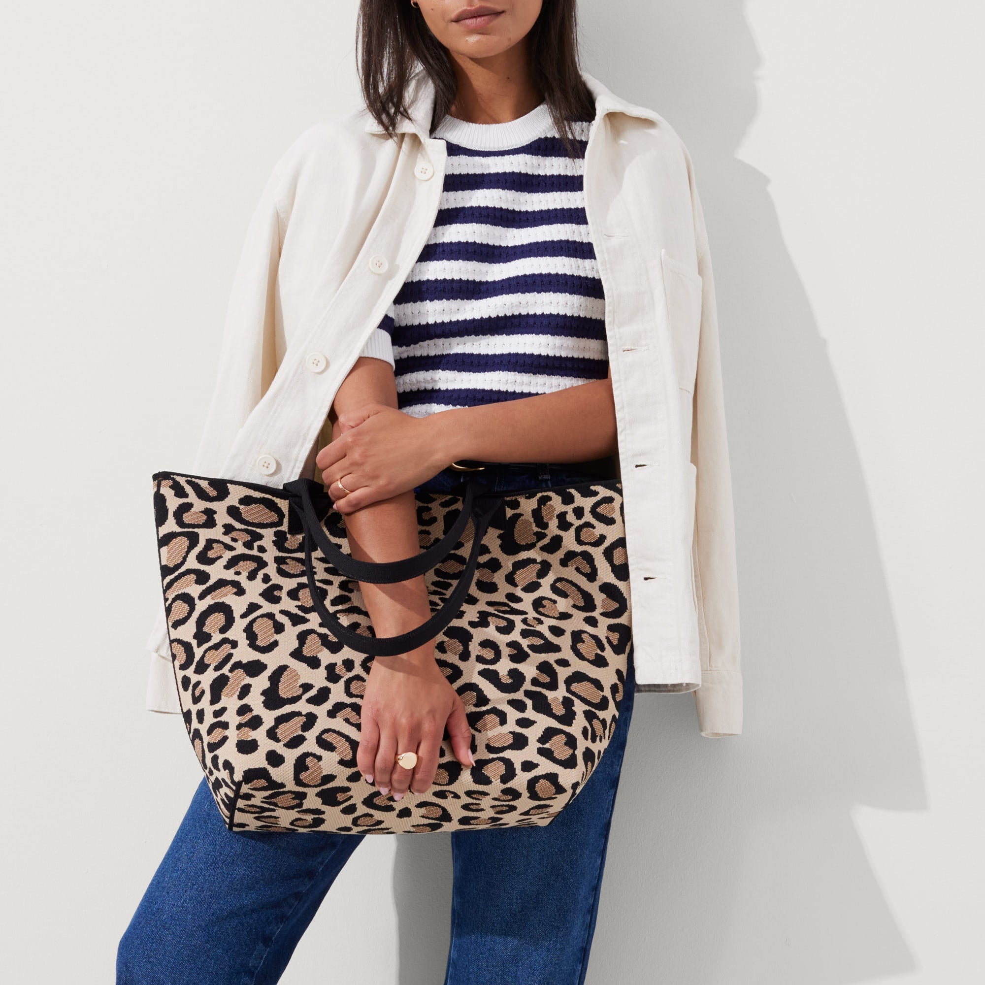 The Lightweight Tote - Desert Cat(Desert Cat)