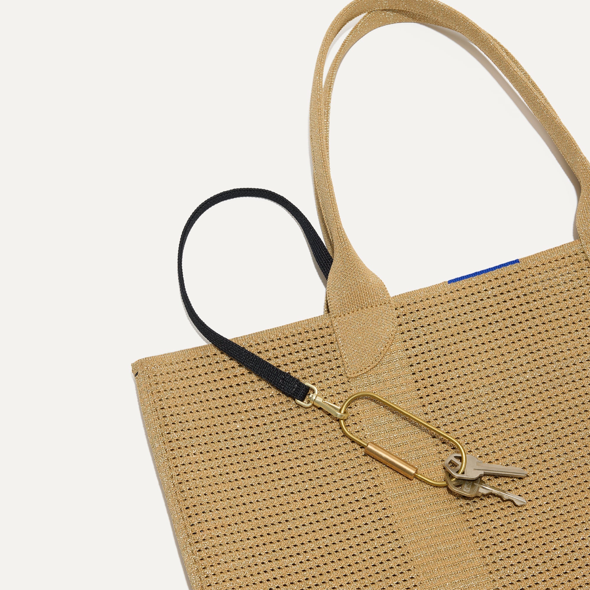 The Lightweight Tote - Golden Perf(Golden Perf)