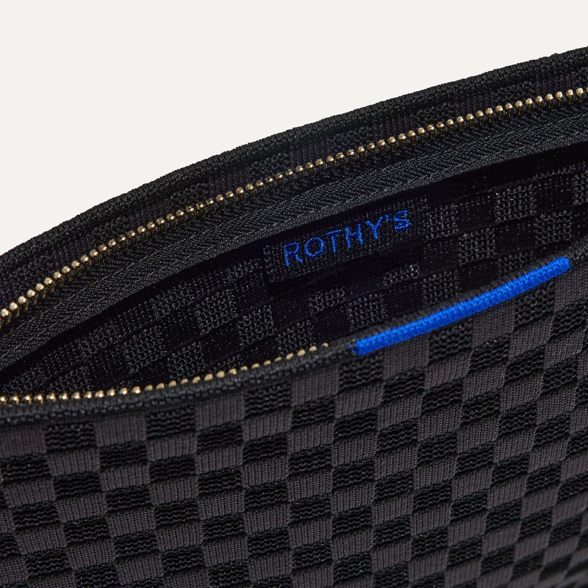 The Wristlet - Black Sand(Black Sand)