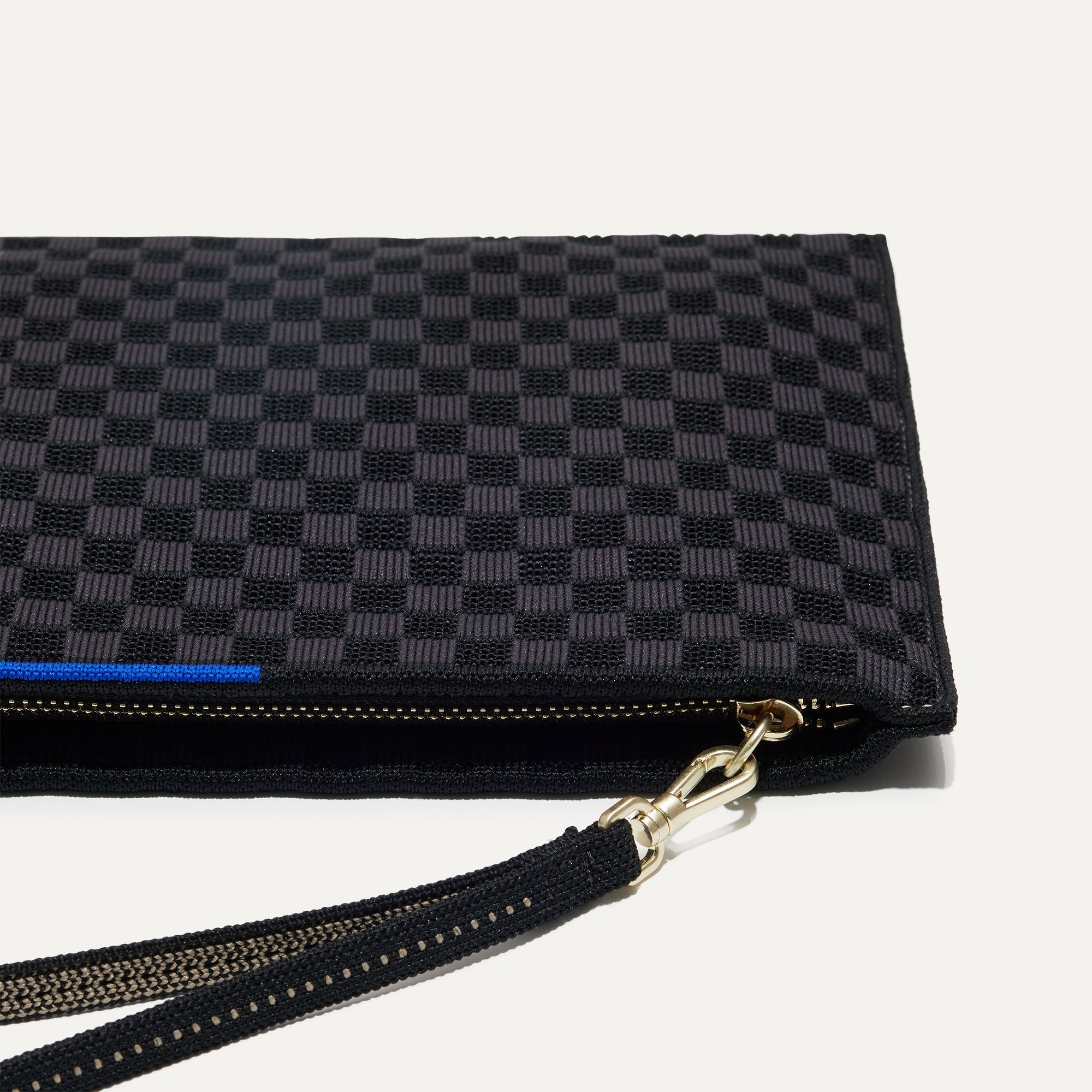 The Wristlet - Black Sand(Black Sand)