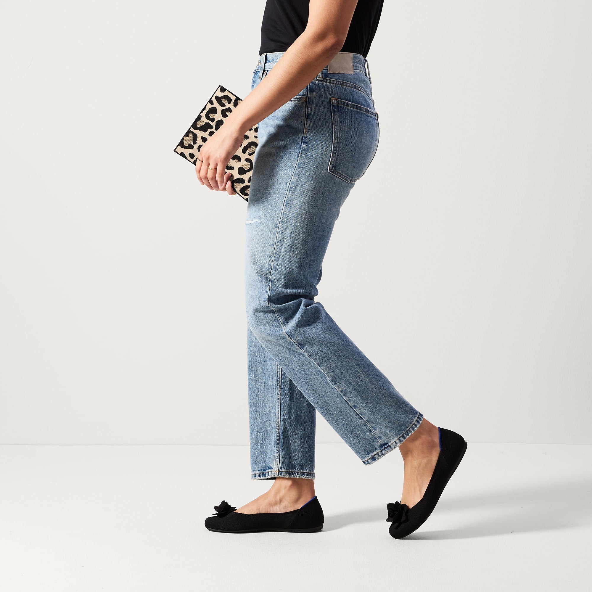 The Petal Square - Black(Black,5)