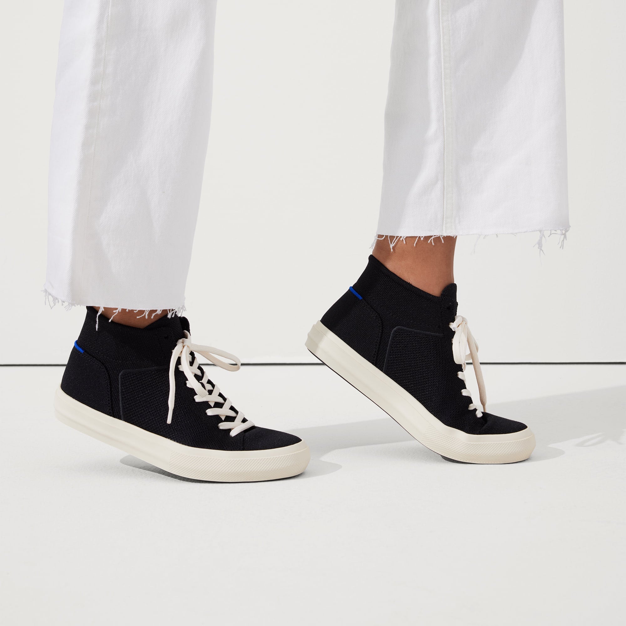 The Women's High Top Sneaker - Black(Black,5)