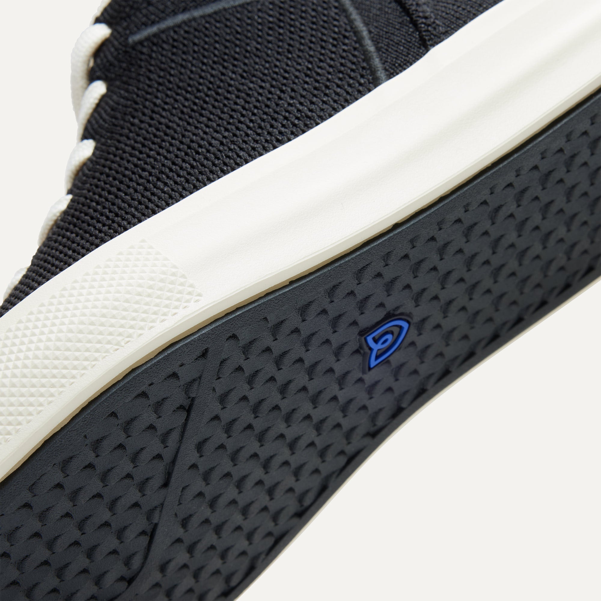 The Women's High Top Sneaker - Black(Black,5)