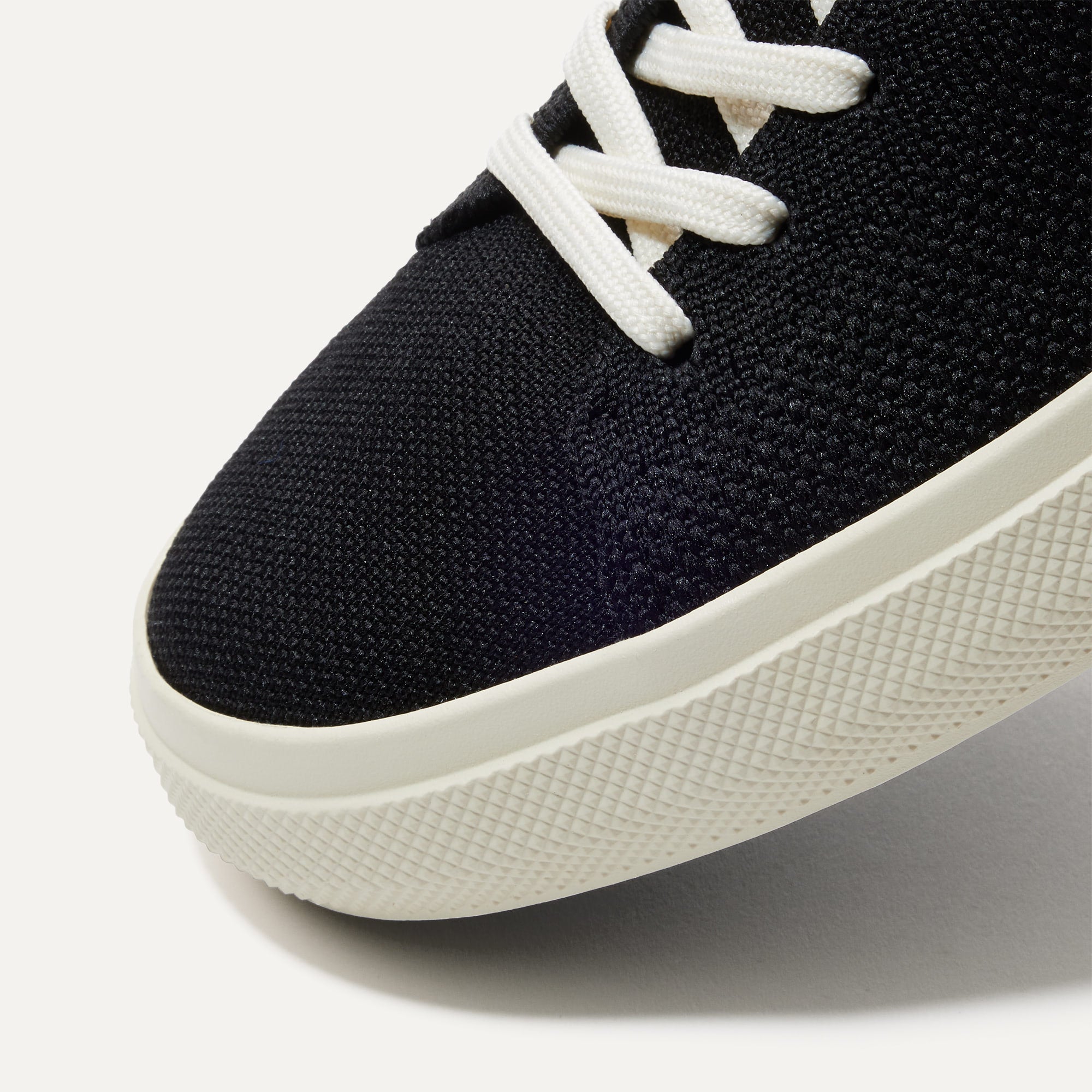 The Women's High Top Sneaker - Black(Black,5)