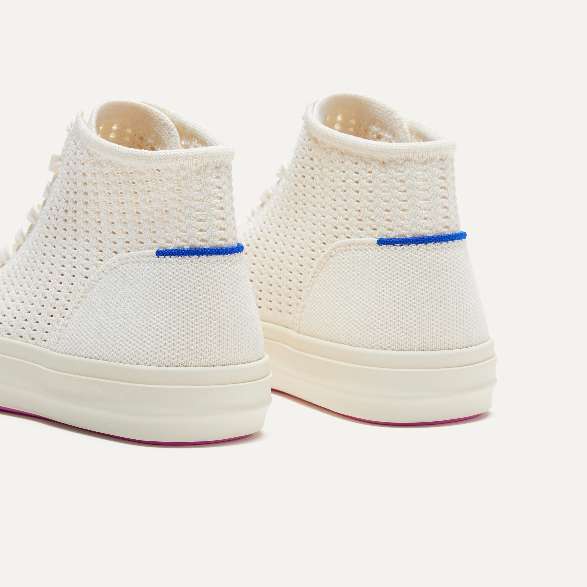 The Women's High Top Sneaker - Courtside White(Courtside White,5)