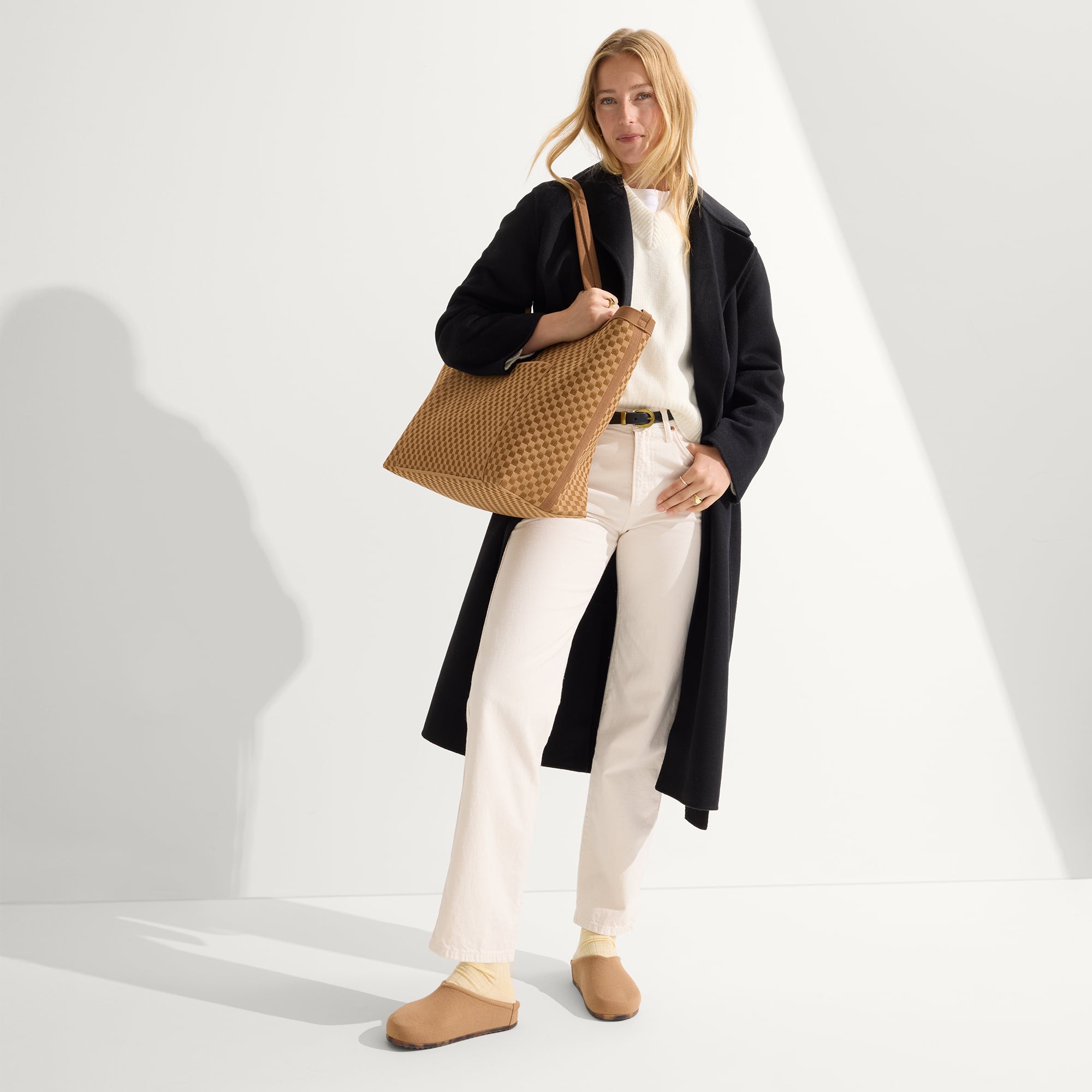 The Zip Travel Tote - Hazelnut(Hazelnut)