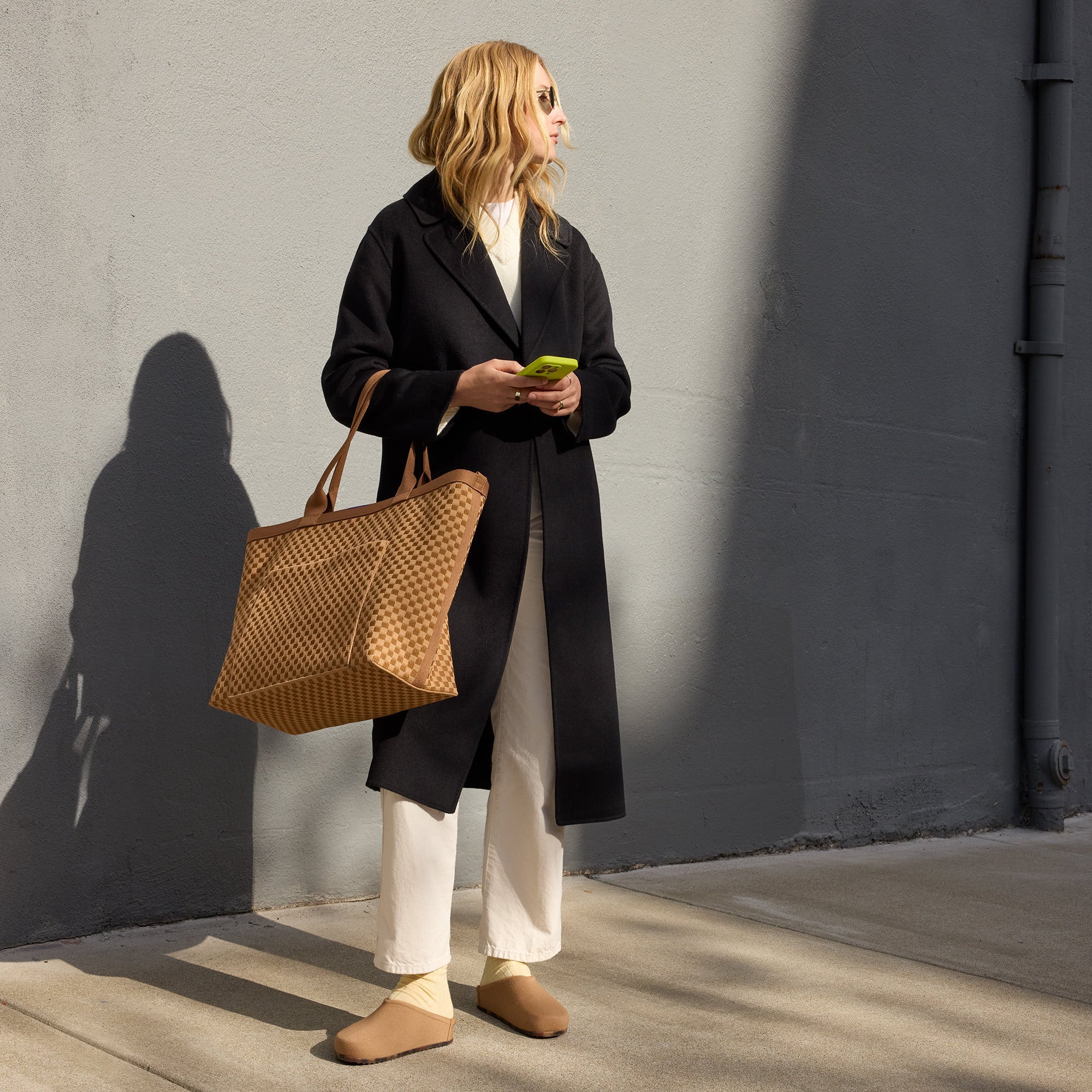 The Zip Travel Tote - Hazelnut(Hazelnut)
