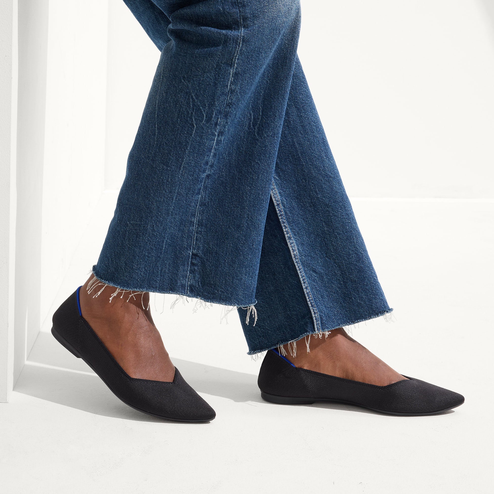 The Point II - Black(Black,5)