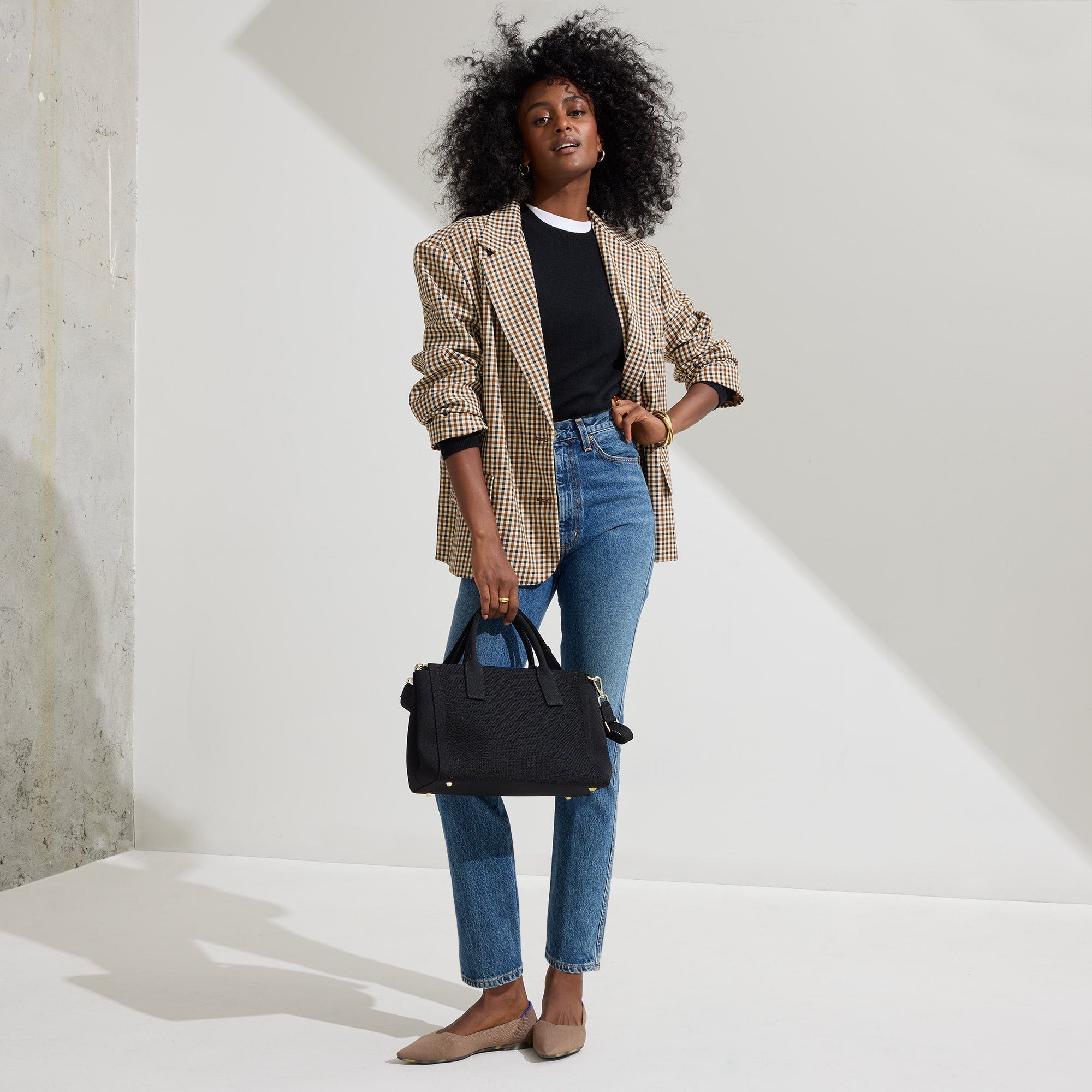 The Classic Handbag - Black(Black)