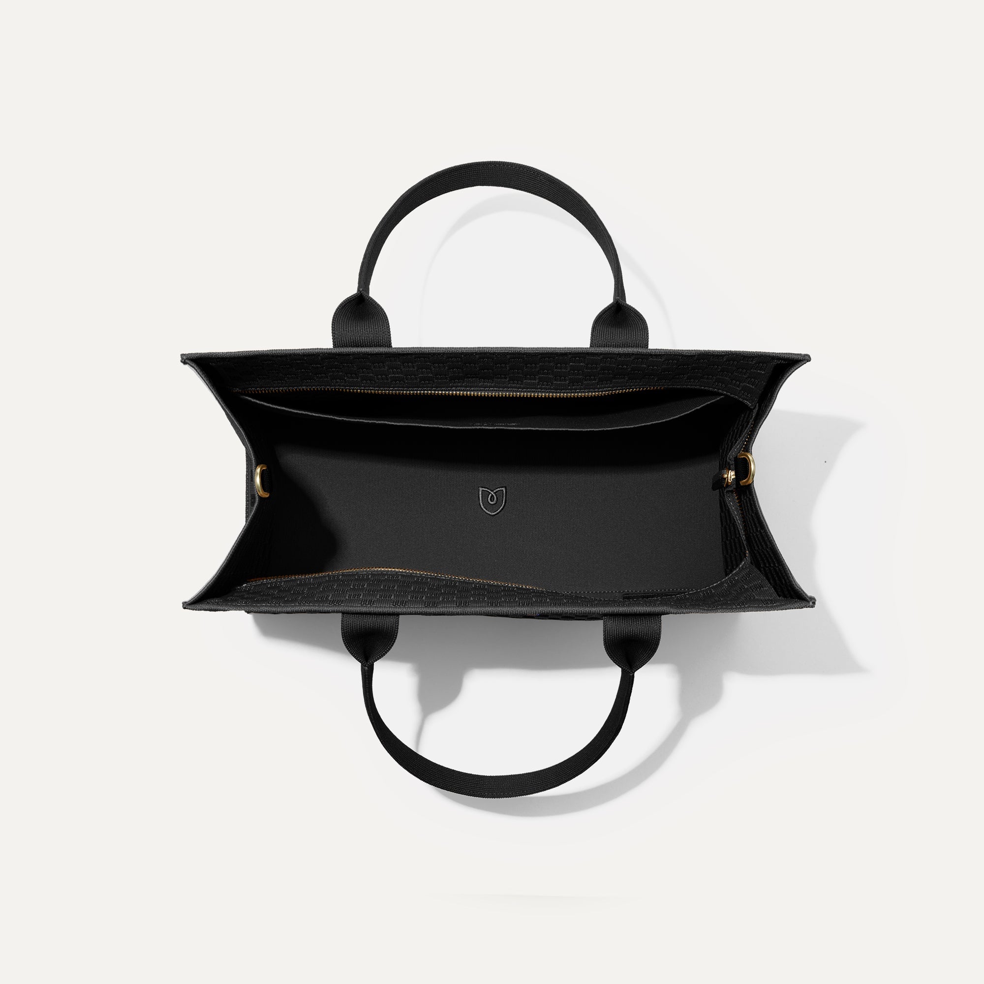 The Classic Tote - Black Sand(Black Sand)