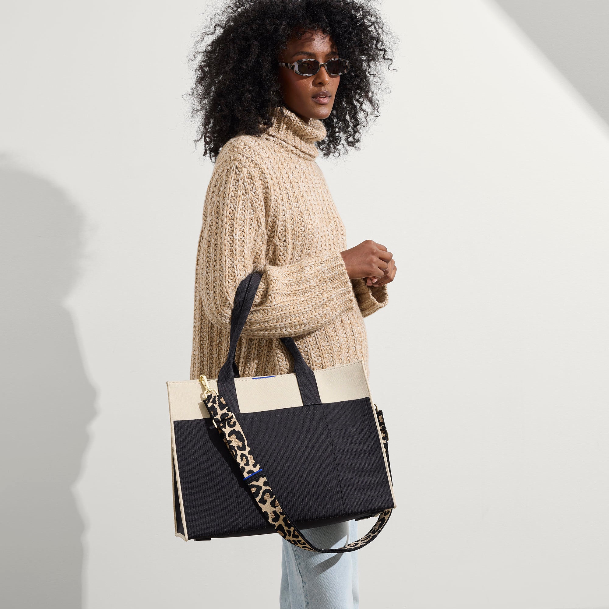 The Crossbody Strap - Desert Cat(Desert Cat)