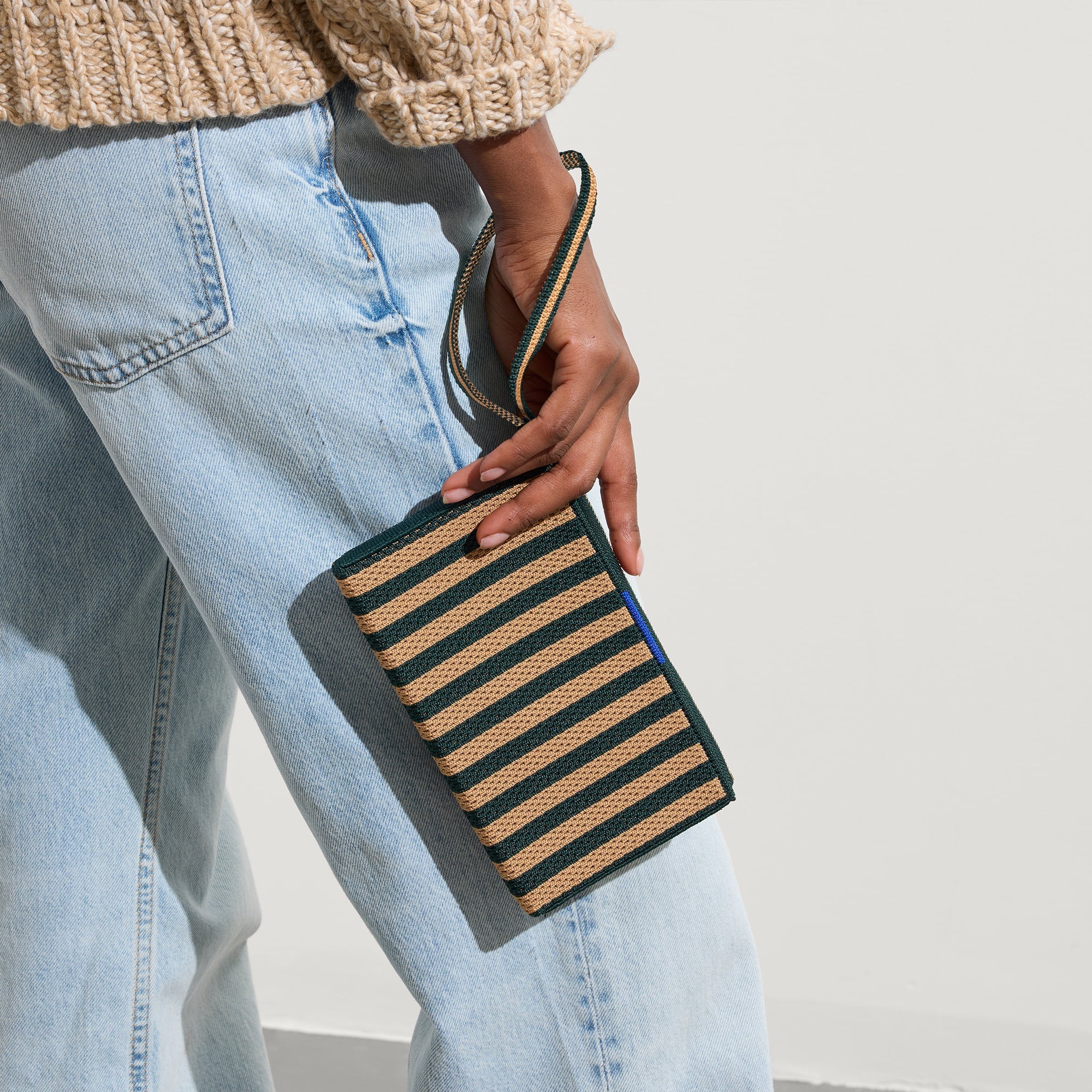The Wallet Wristlet - Pine Stripe(Pine Stripe)