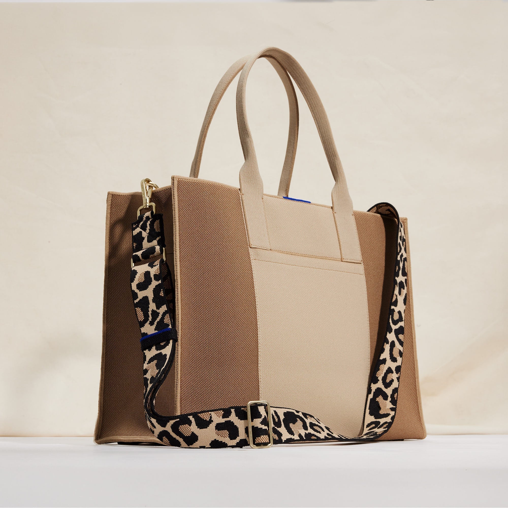 The Crossbody Strap - Desert Cat(Desert Cat)