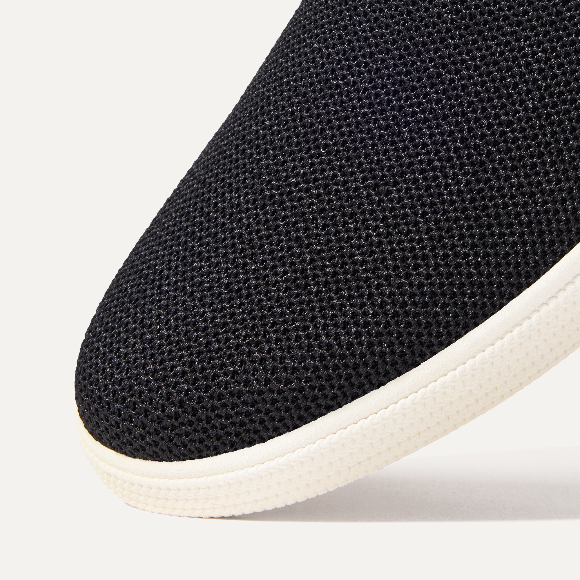 The Ravello Slip On Sneaker - Black(Black,7)