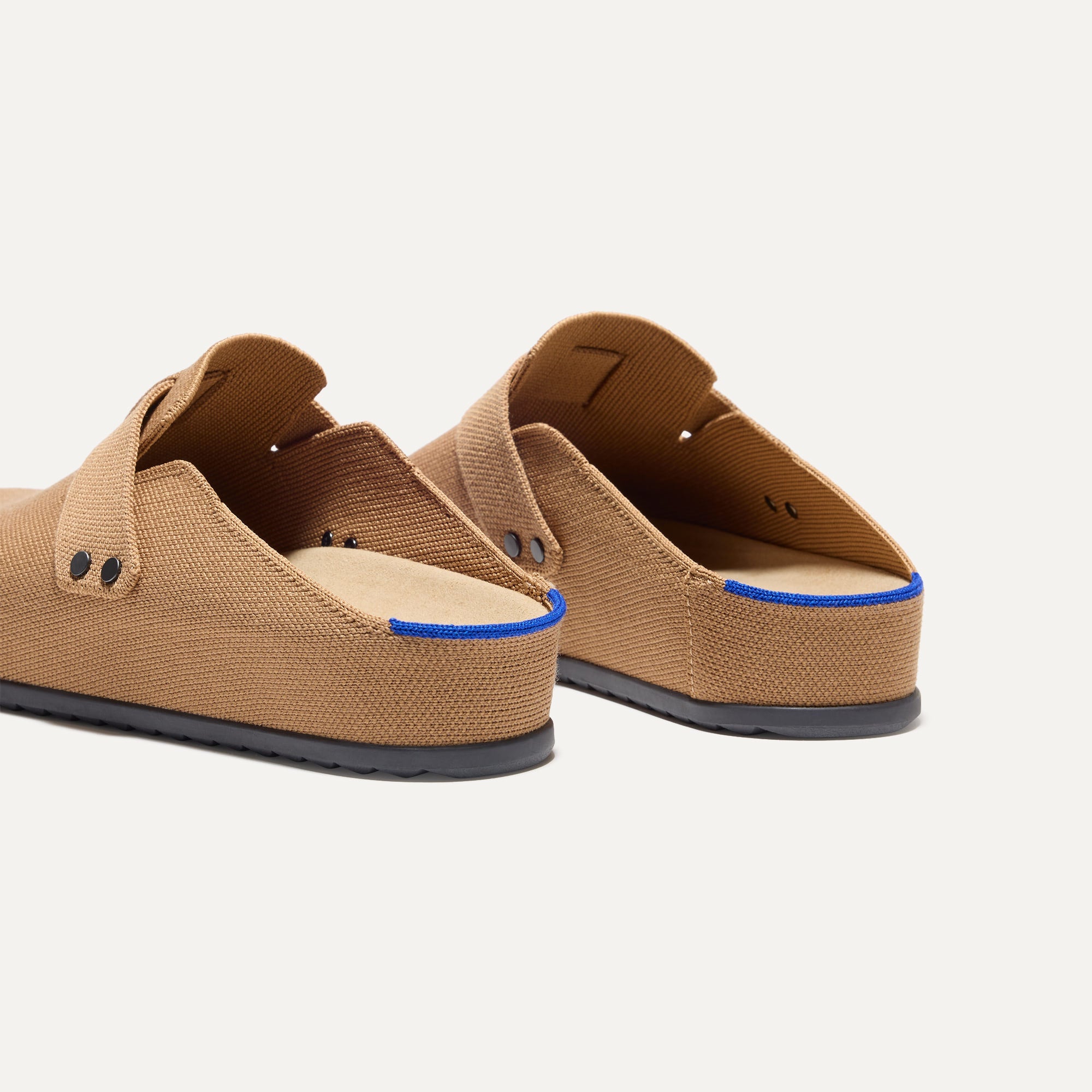 The Men's Clog - Butternut(Butternut,7)