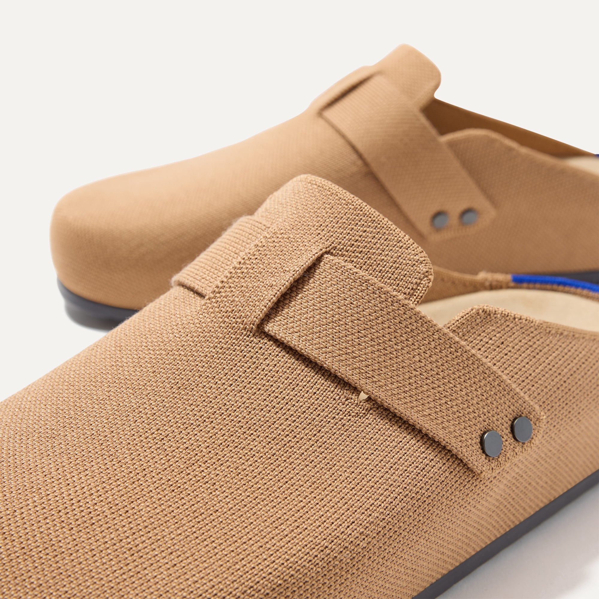 The Men's Clog - Butternut(Butternut,7)