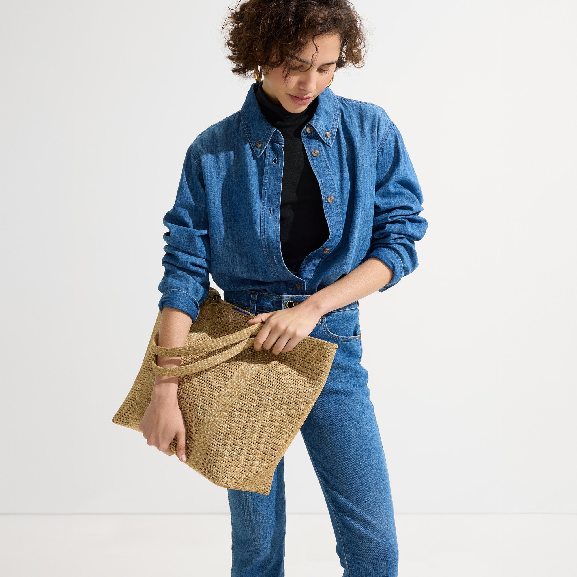 The Lightweight Tote - Golden Perf(Golden Perf)