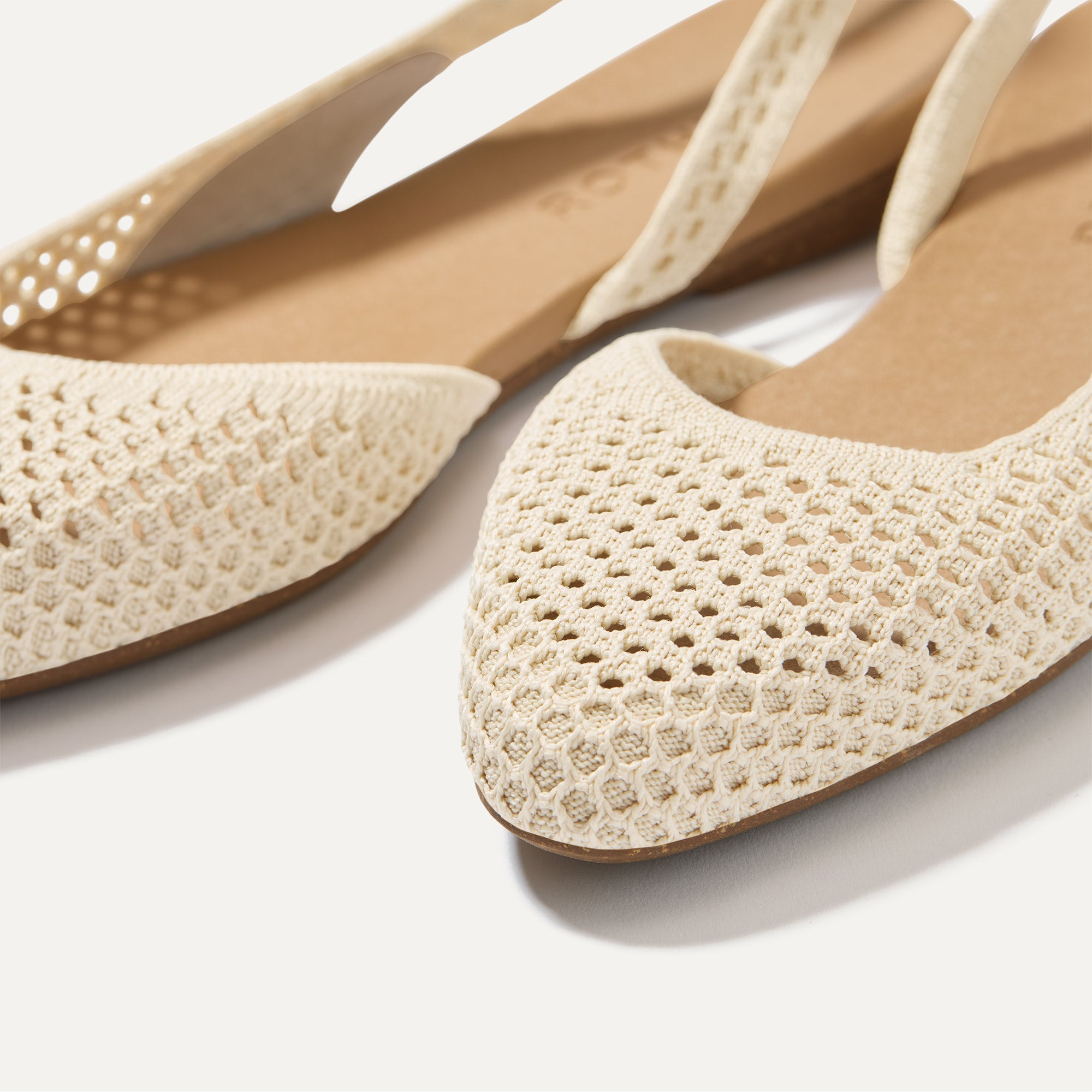 The Almond Slingback - Off White Mesh(Off White Mesh,5)