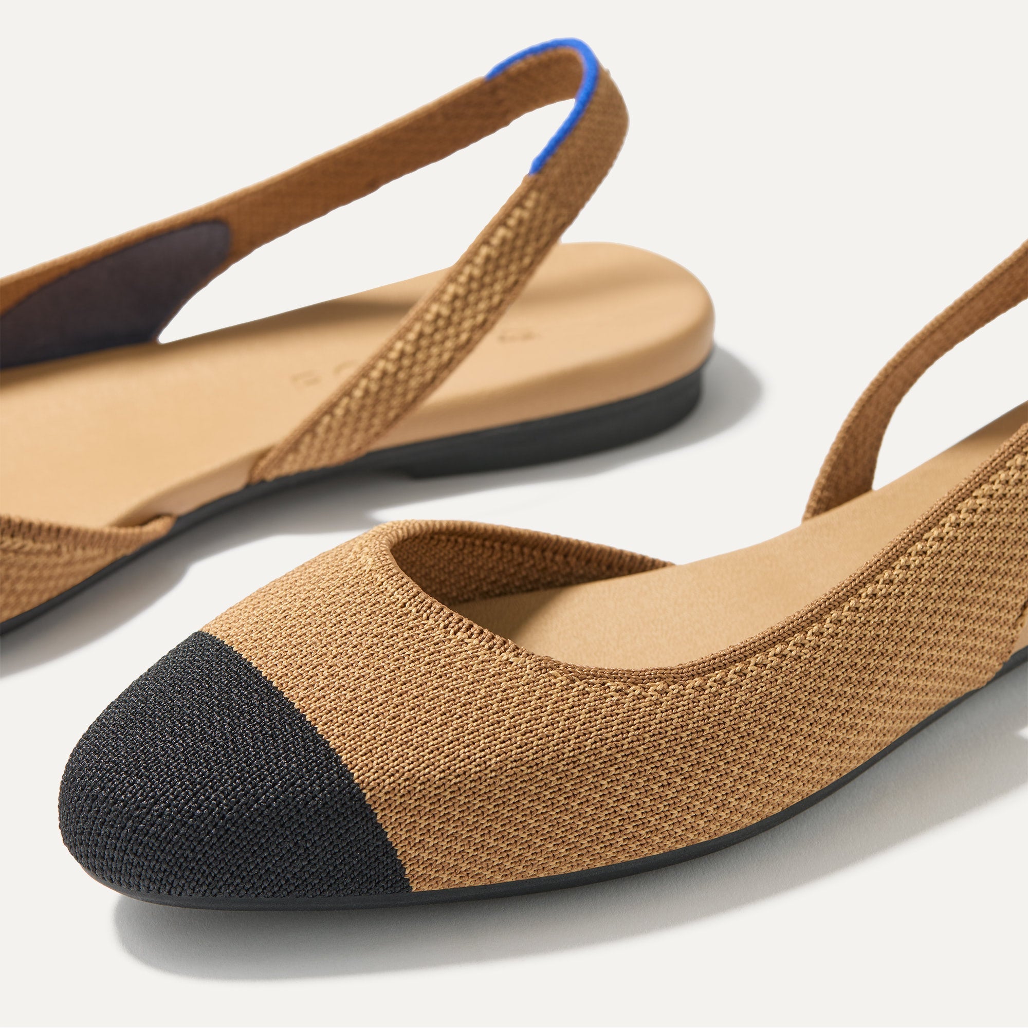 The Almond Slingback - Tawny Captoe(Tawny Captoe,5)