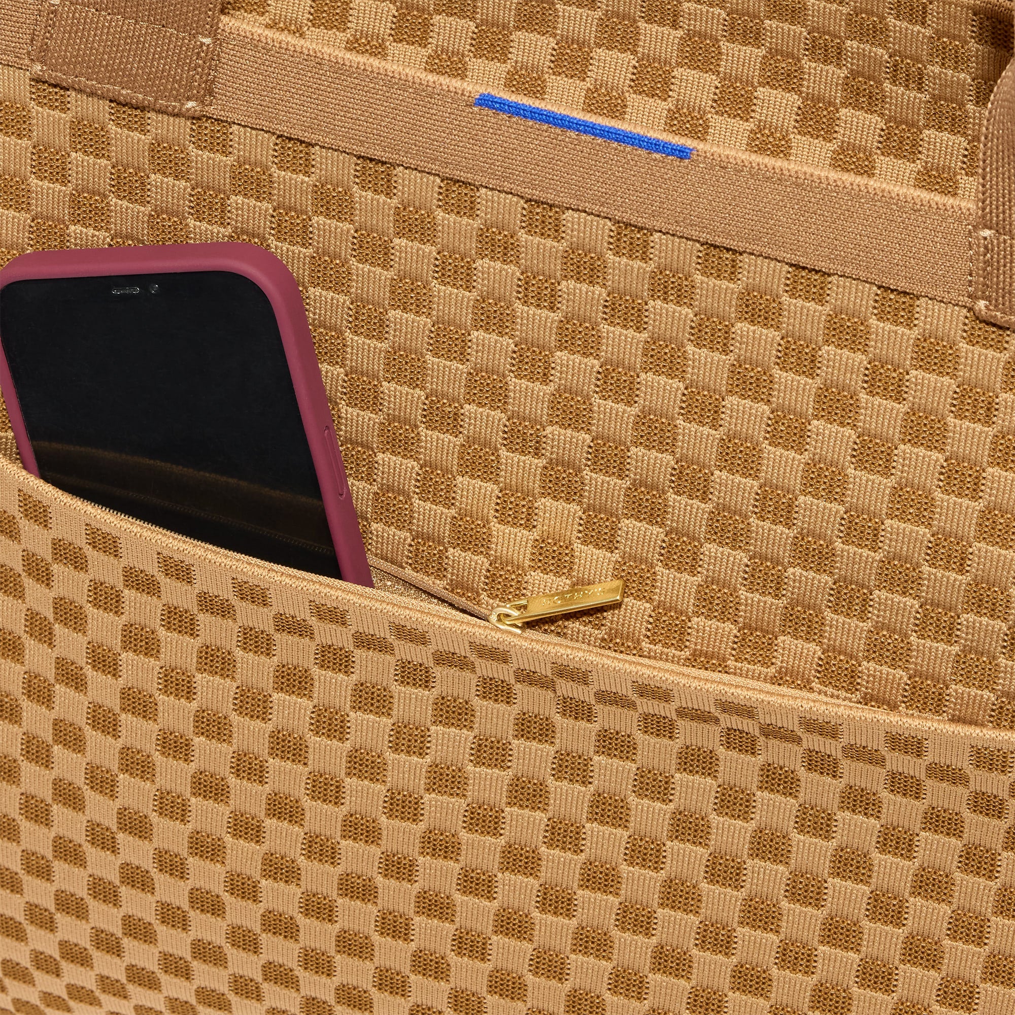 The Zip Travel Tote - Hazelnut(Hazelnut)