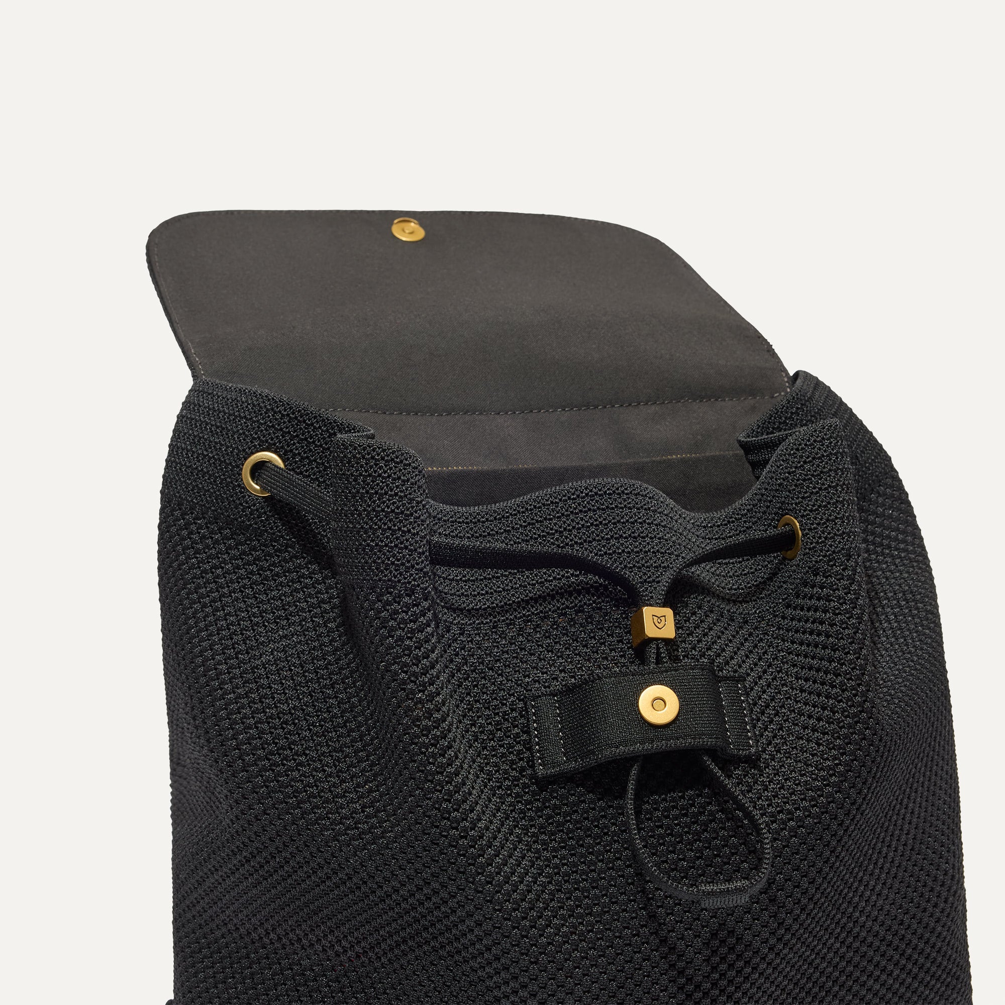 The Cinch Backpack - Black(Black)